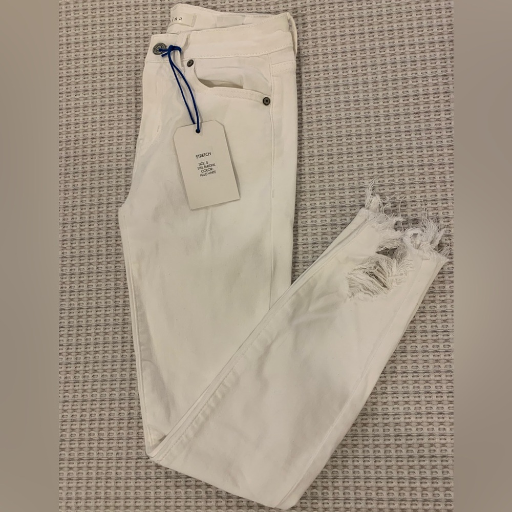 WOMENS JEANS
